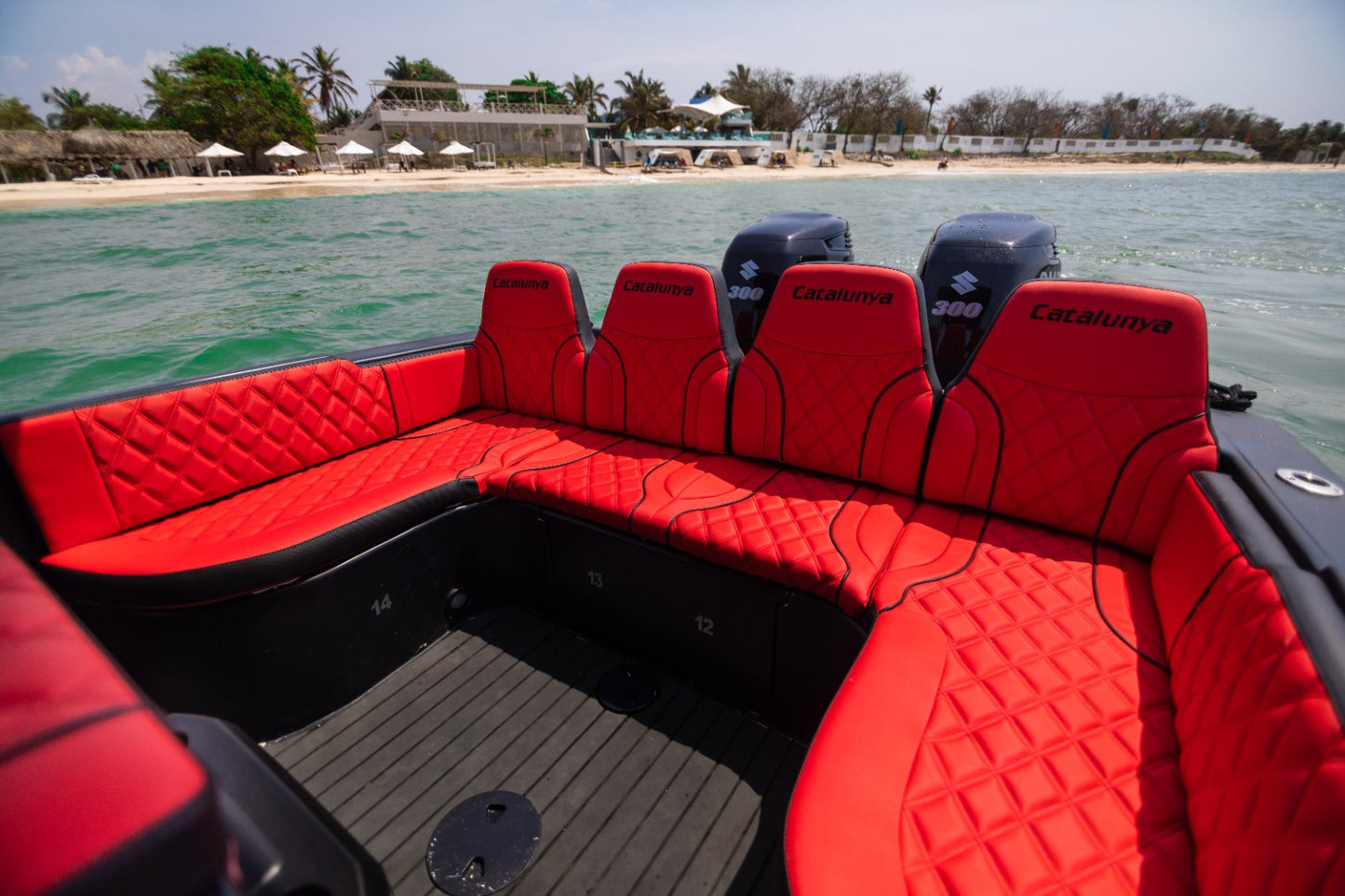 CATALUNYA SPEEDBOAT 33 FEET